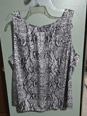 Kenneth Cole Reaction Black & Gray Snake-Print Tank